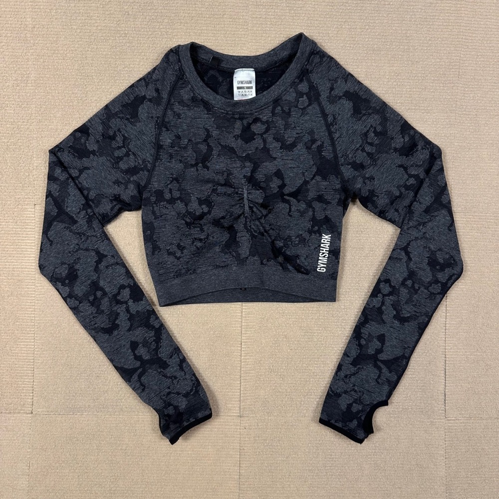 Gymshark Adapt Camo Seamless Crop Top Women S Black Long Sleeve Ruched Cutout